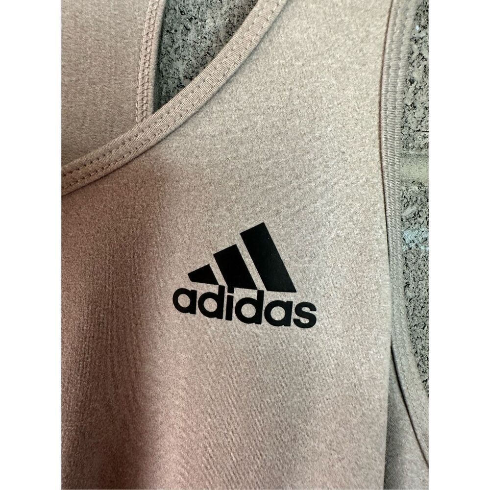 Adidas Climalite Scoop Neck Racerback Activewear Tank Top Gray Size Medium - Picture 3 of 5